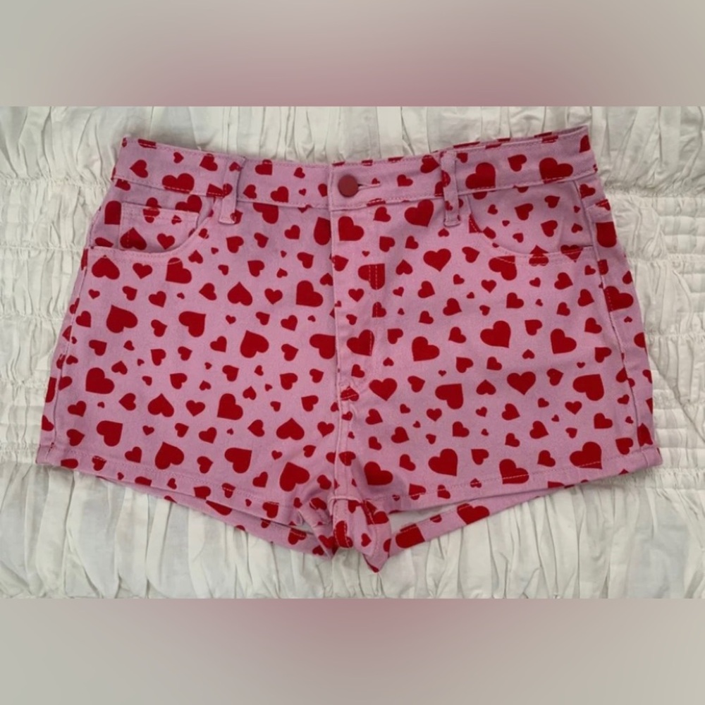 Sugar Thrillz Heart Print High Waist Mom Shorts-XL